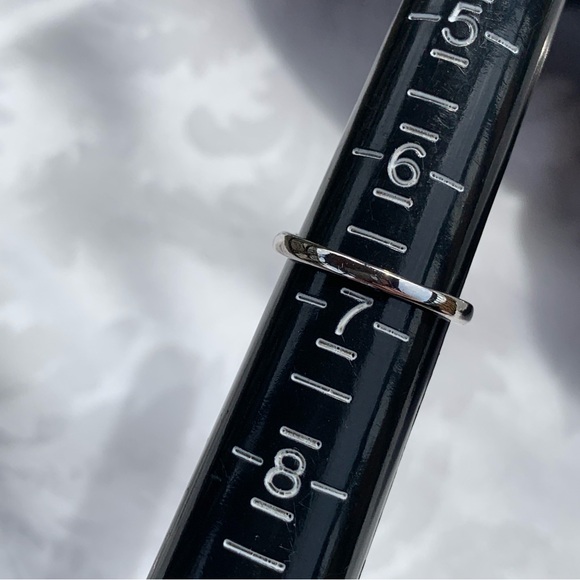 Platinum 950 Diamond Wedding Band - Picture 6 of 6